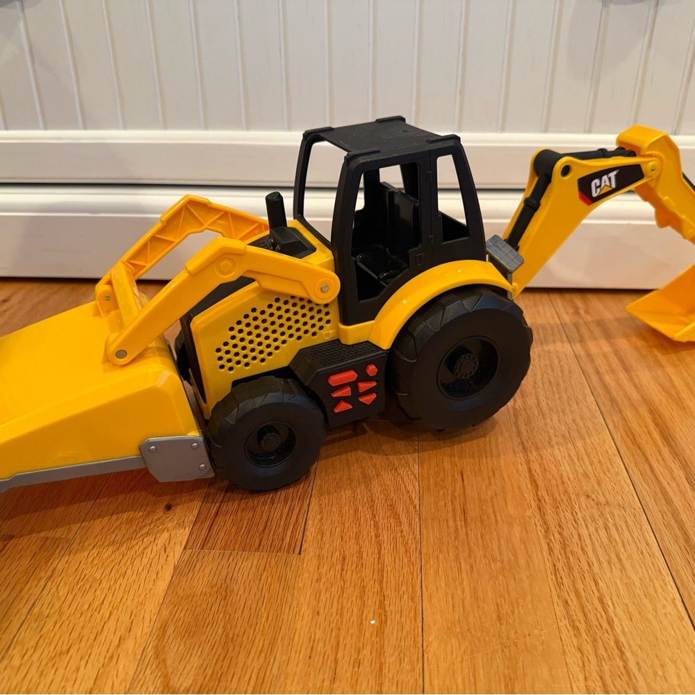 Yellow and Black Toy Excavator - Picture 2 of 3